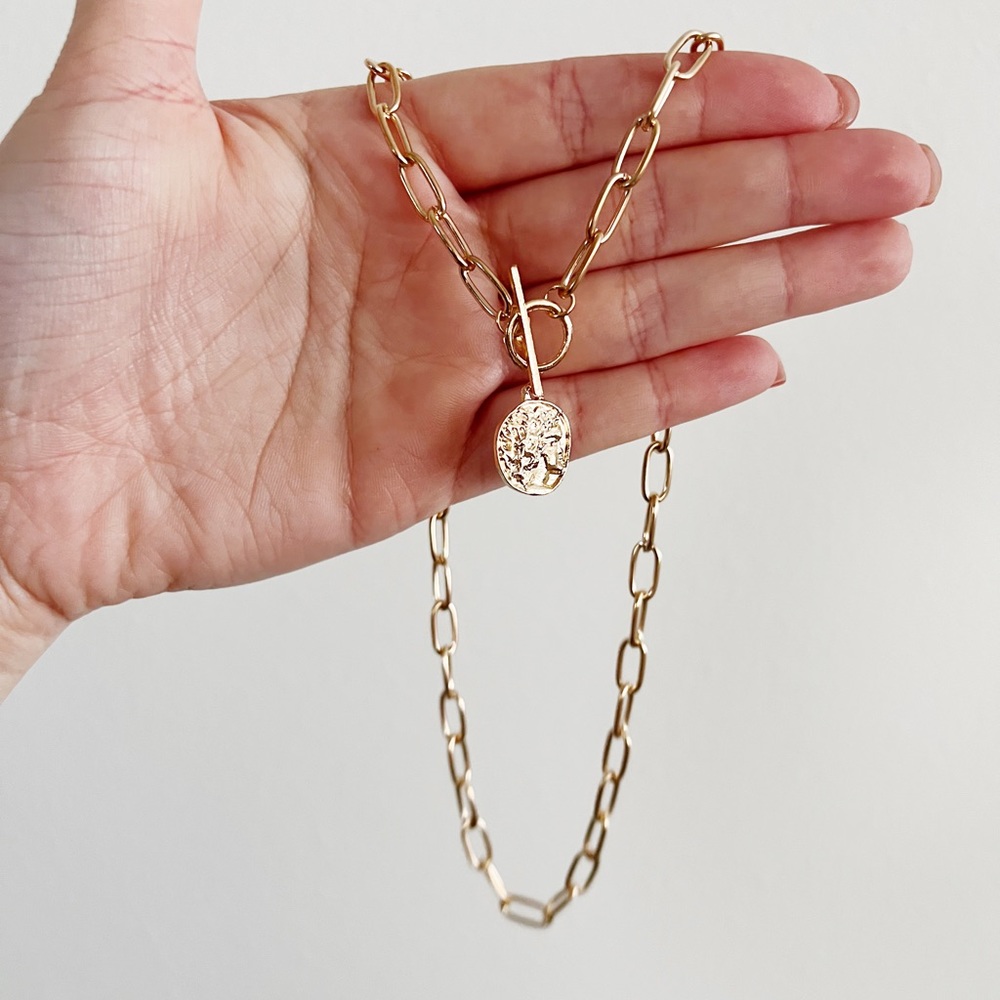 ✨Gold Coin Necklace (Boutique) - Picture 4 of 8